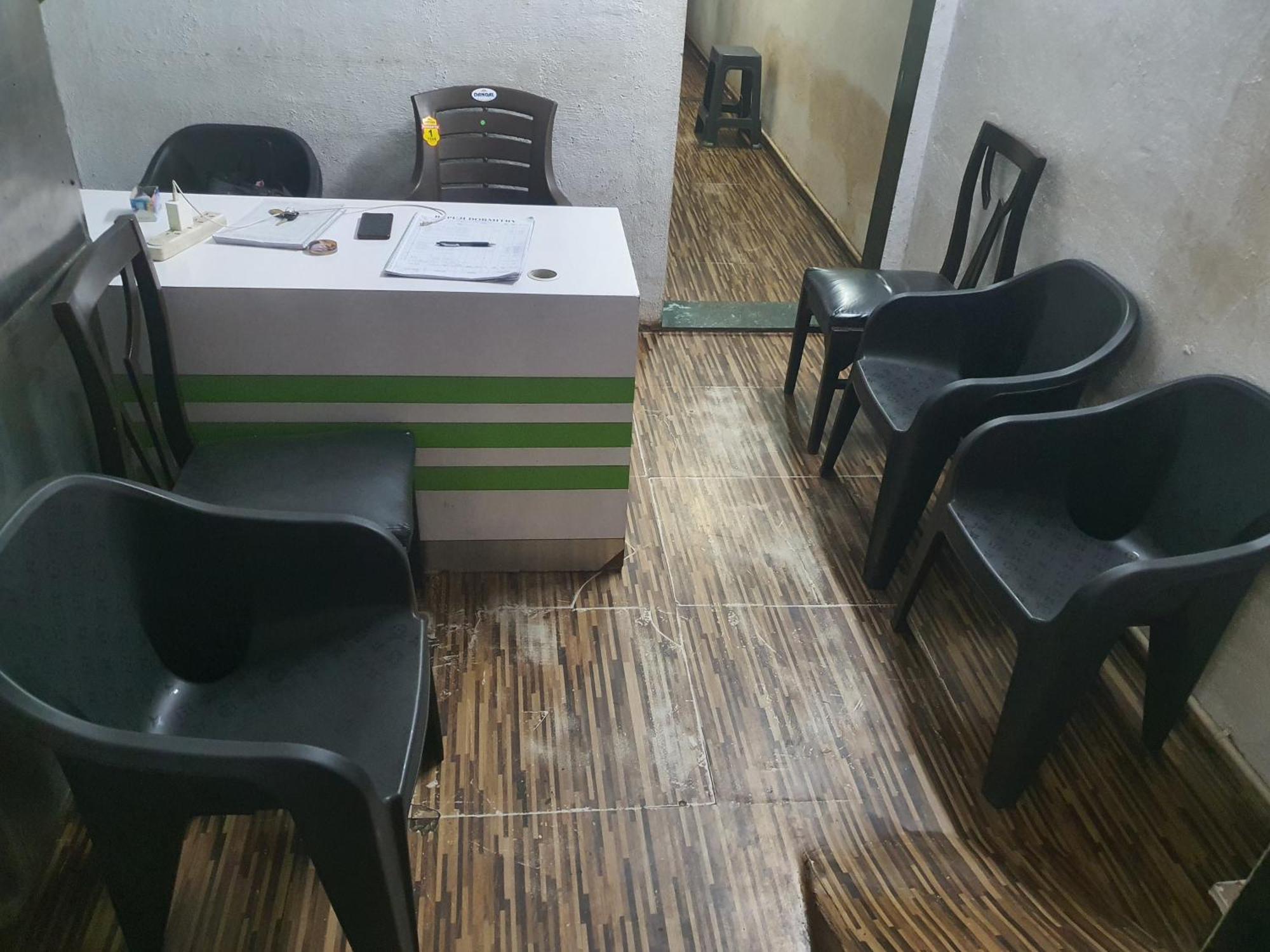Bapuji Dormitory Hostel מומביי מראה חיצוני תמונה