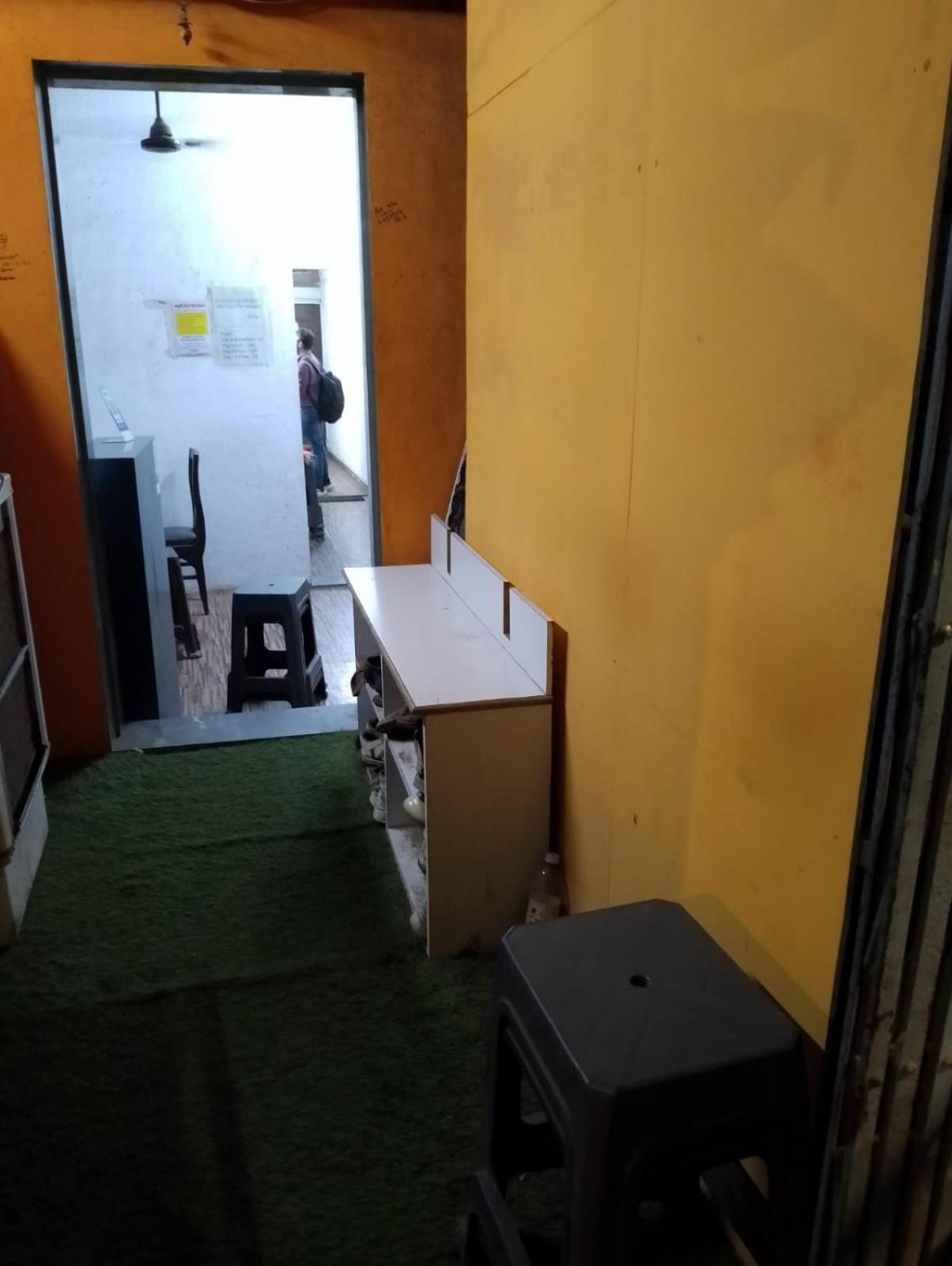 Bapuji Dormitory Hostel מומביי מראה חיצוני תמונה