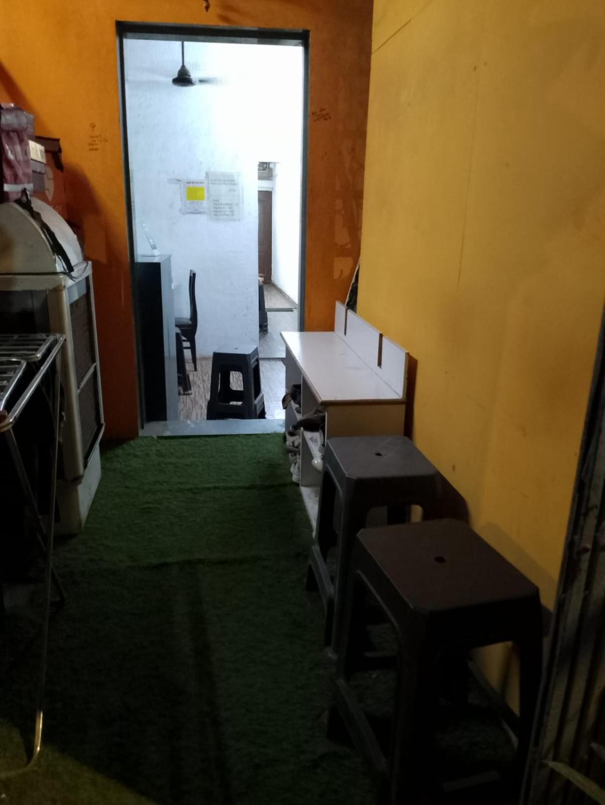 Bapuji Dormitory Hostel מומביי מראה חיצוני תמונה