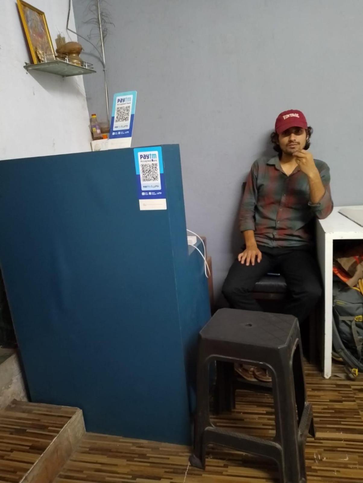 Bapuji Dormitory Hostel מומביי מראה חיצוני תמונה